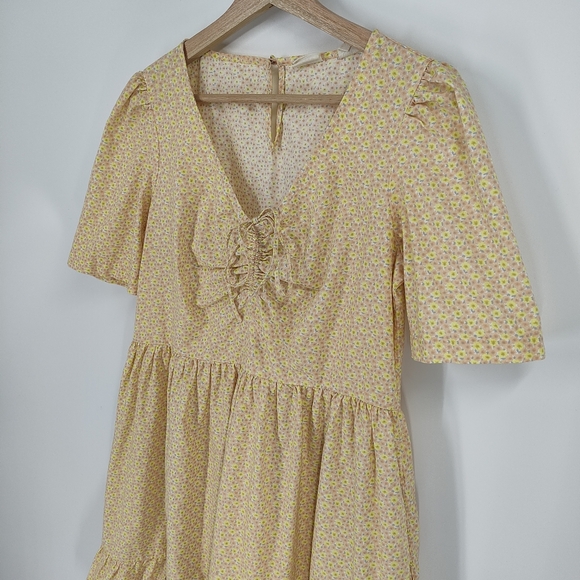 Levi's Marcella Trapeze Mini Dress - Picture 2 of 6